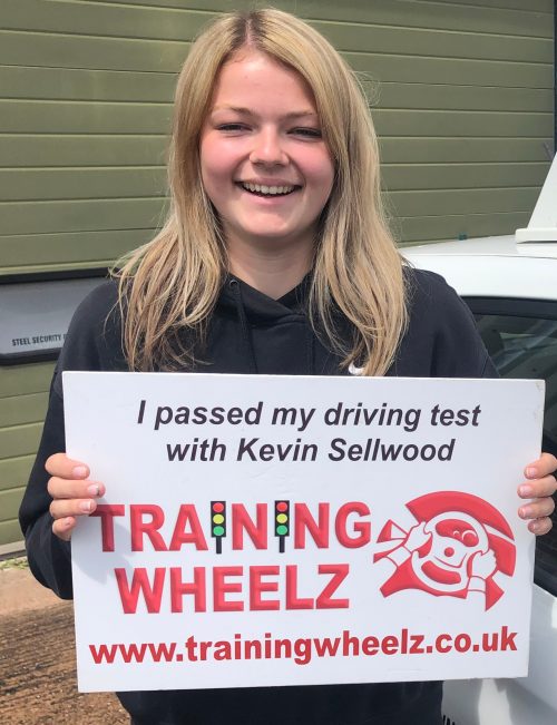 Holly Henwood driving test pass